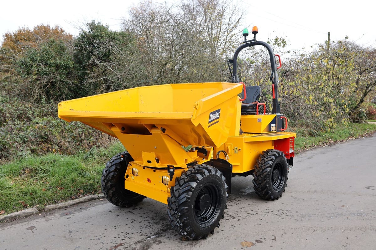 4.5 ton thwaites dumper left side angle front